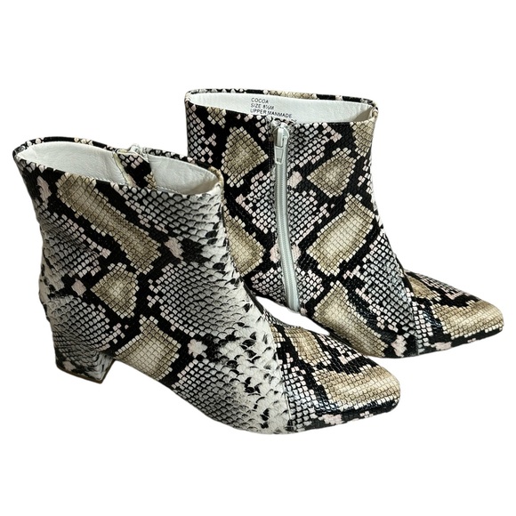 Cocoa Faux Snakeskin Ankle Boots Size 8.5, Vegan Leather, 2.25 inch heel - Picture 3 of 9